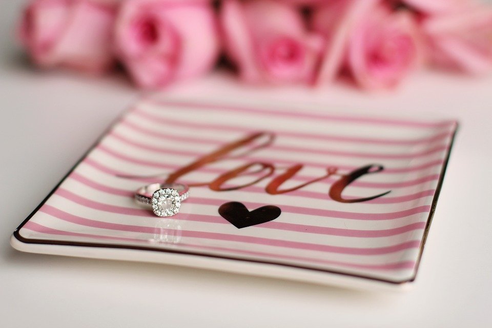 Tips To Buy Diamond Engagement Ring